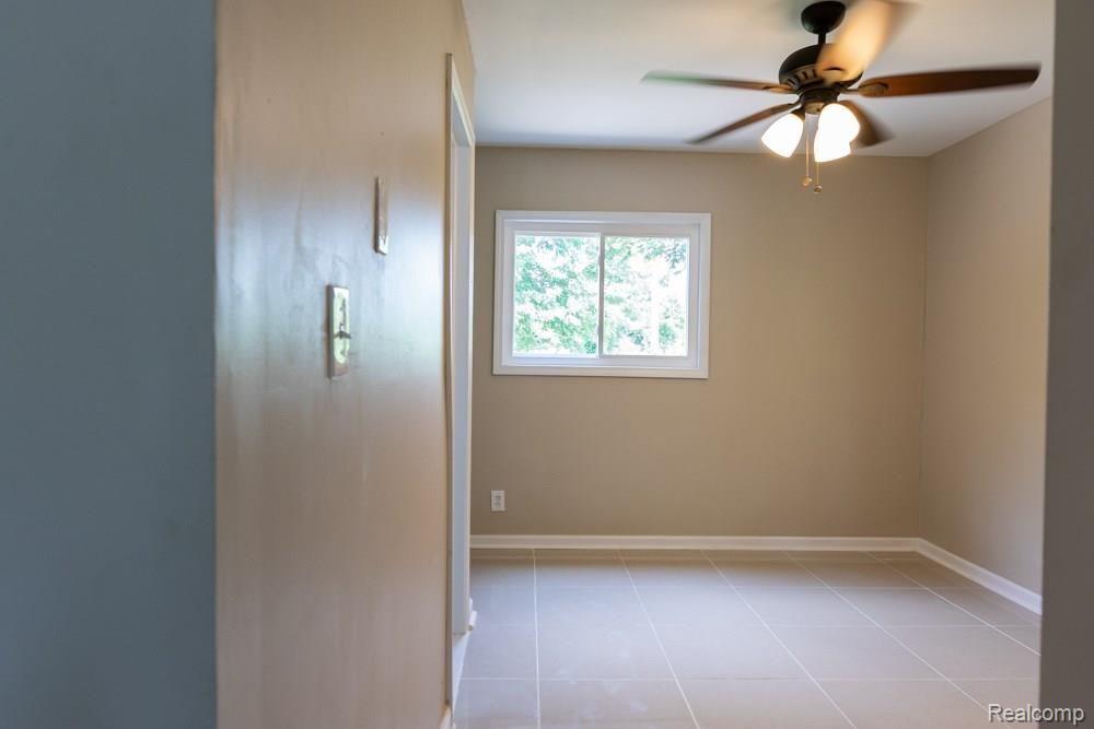 13217 Frazho Road Warren, MI 48089 - Photo 14 of 48
