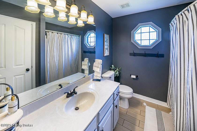 8005 Kellerman Road Louisville, KY 40219 - Photo 20 of 35 33