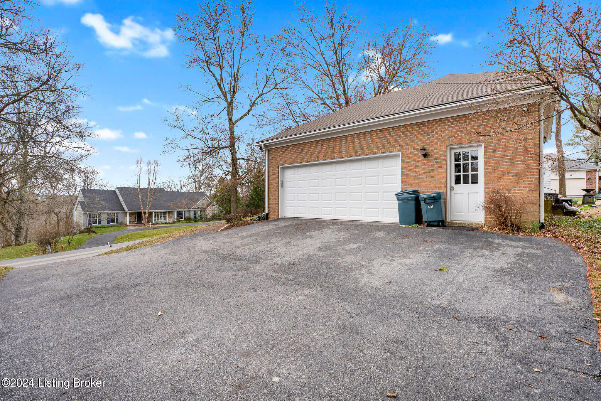 7230 Fox Harbor Road Prospect, KY 40059 - Photo 58 of 67 010sideentry