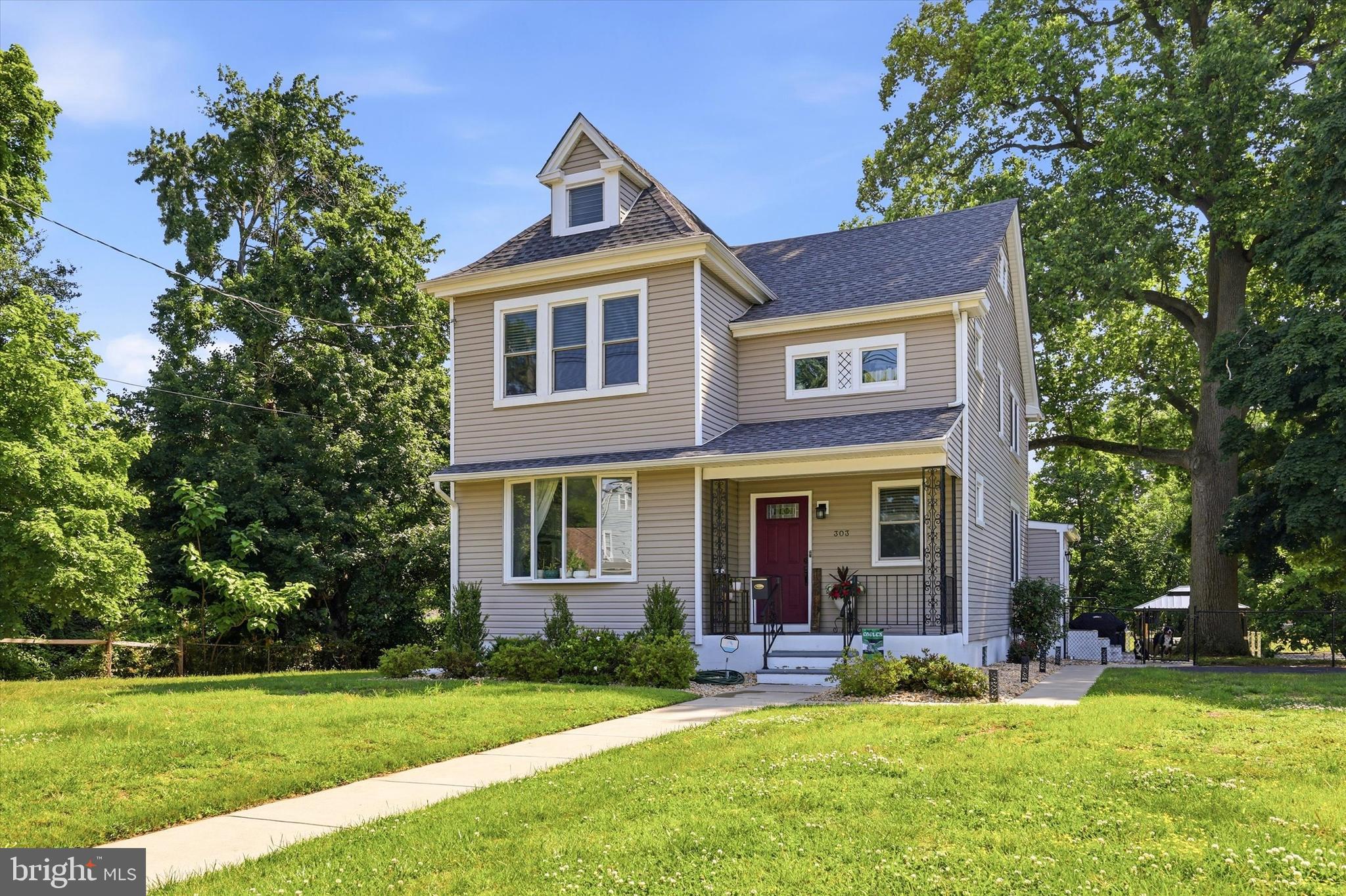 303 Warwick Road Magnolia, NJ 08049 - Photo 2 of 39