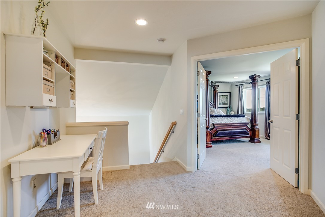413 Orcas Place Northeast Renton, WA 98059 - Photo 21 of 25
