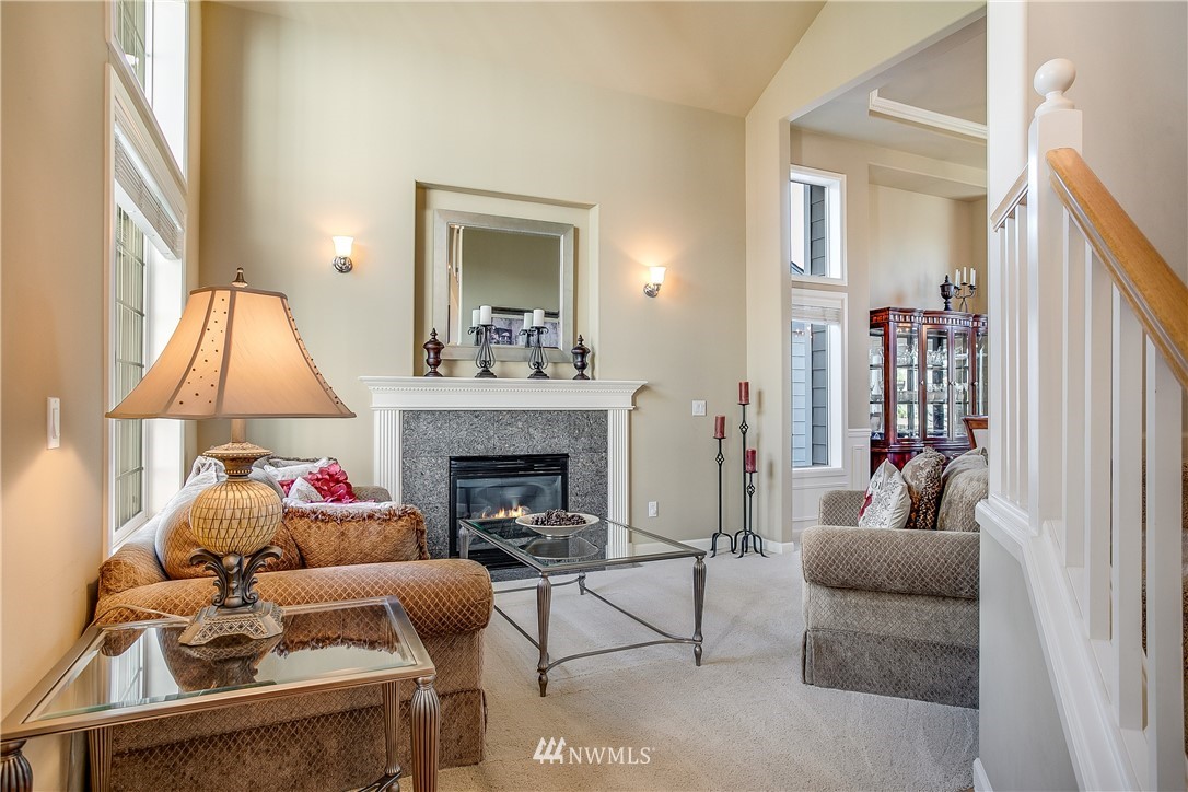 413 Orcas Place Northeast Renton, WA 98059 - Photo 5 of 25