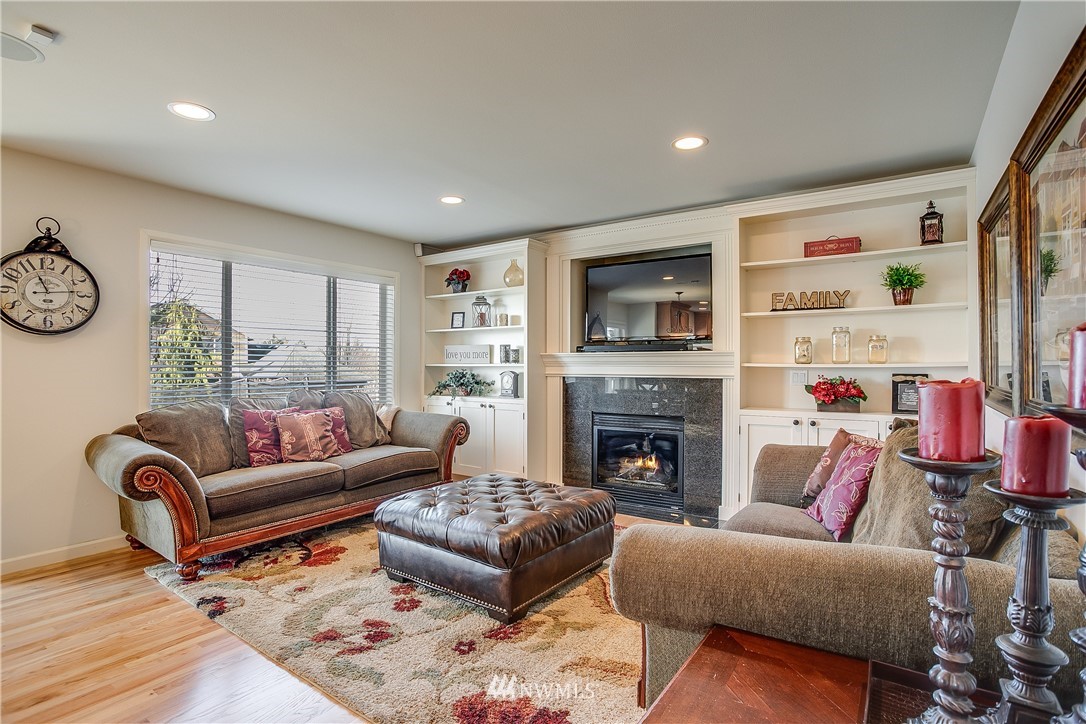 413 Orcas Place Northeast Renton, WA 98059 - Photo 9 of 25
