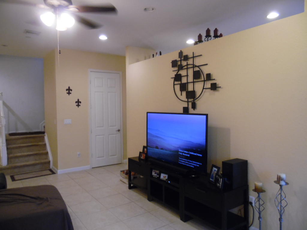 195 Southwest Walking Path Stuart, FL 34997 - Photo 7 of 47 SAM_2367