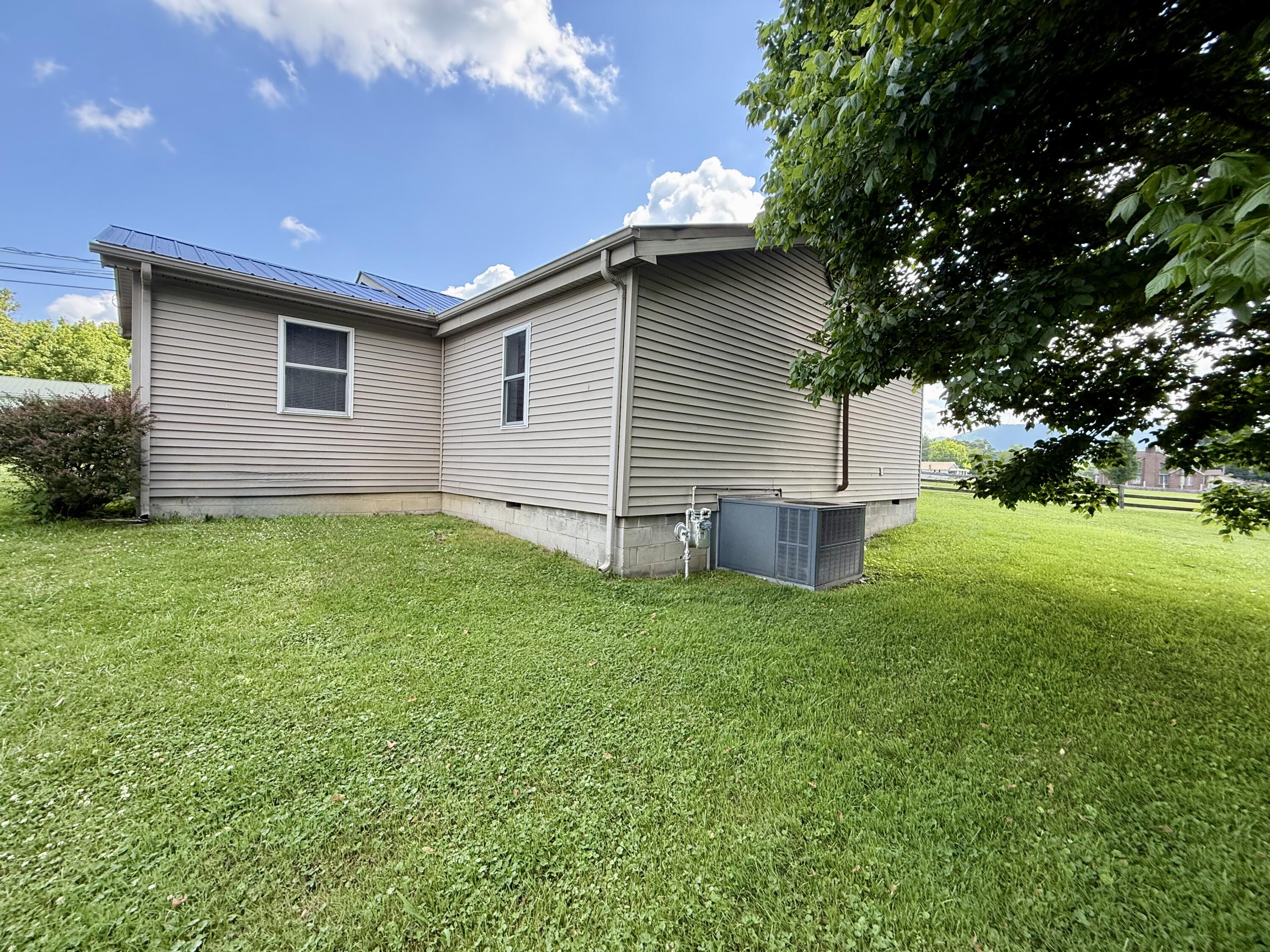 276 Evergreen Road Flat Lick, KY 40935 - Photo 34 of 41 IMG_2923