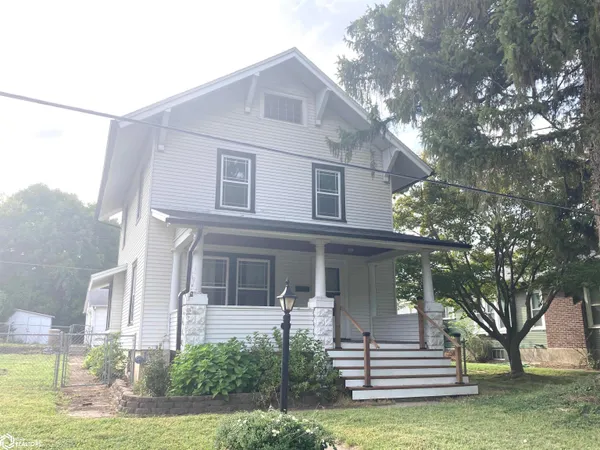 $159,900 | 1817 River Street, Burlington, IA 52601