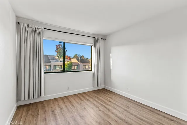 $630,000 | 25761 Le Parc, Lake Forest, CA 92630