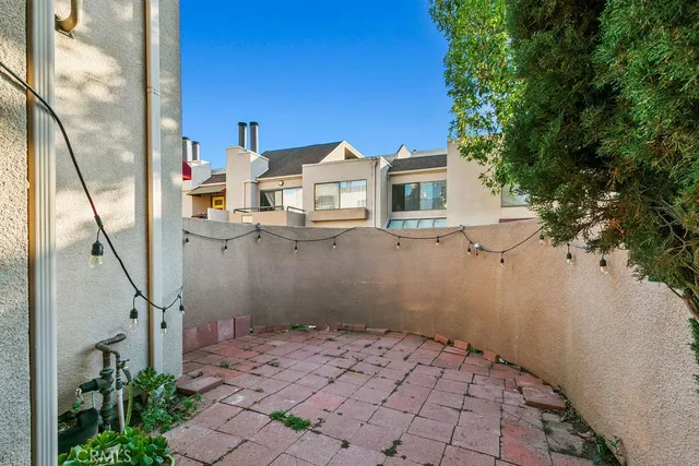 $630,000 | 25761 Le Parc, Lake Forest, CA 92630