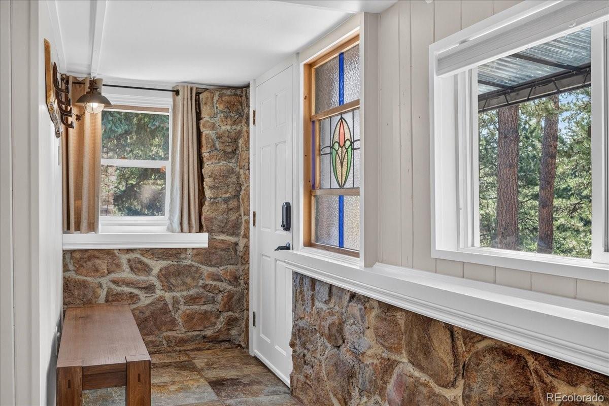 6501 South Summer Road Morrison, CO 80465 - Photo 6 of 50 Gallery Image 6