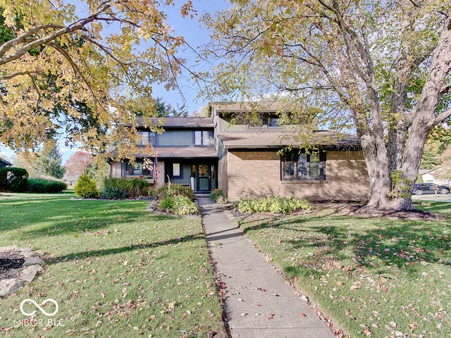 $524,999 | 10214 Swiftsail Lane, Indianapolis, IN 46256