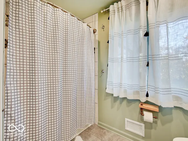 $524,999 | 10214 Swiftsail Lane, Indianapolis, IN 46256