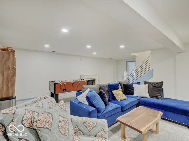 $524,999 | 10214 Swiftsail Lane, Indianapolis, IN 46256