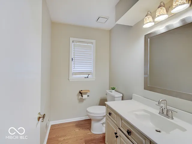 $499,999 | 10214 Swiftsail Lane, Indianapolis, IN 46256