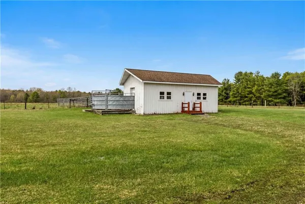 $750,000 | 37105 Highway 66, Vowinckel, PA 16260