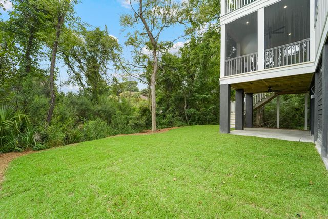 $1,315,000 | 2038 River Bend Drive, Charleston, SC 29412