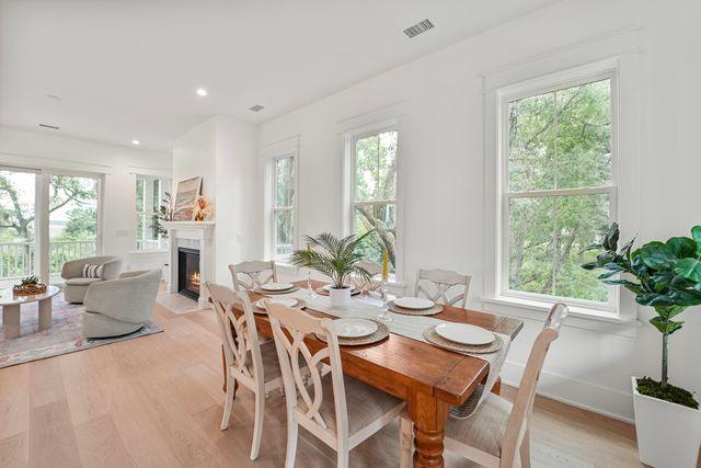 $1,315,000 | 2038 River Bend Drive, Charleston, SC 29412