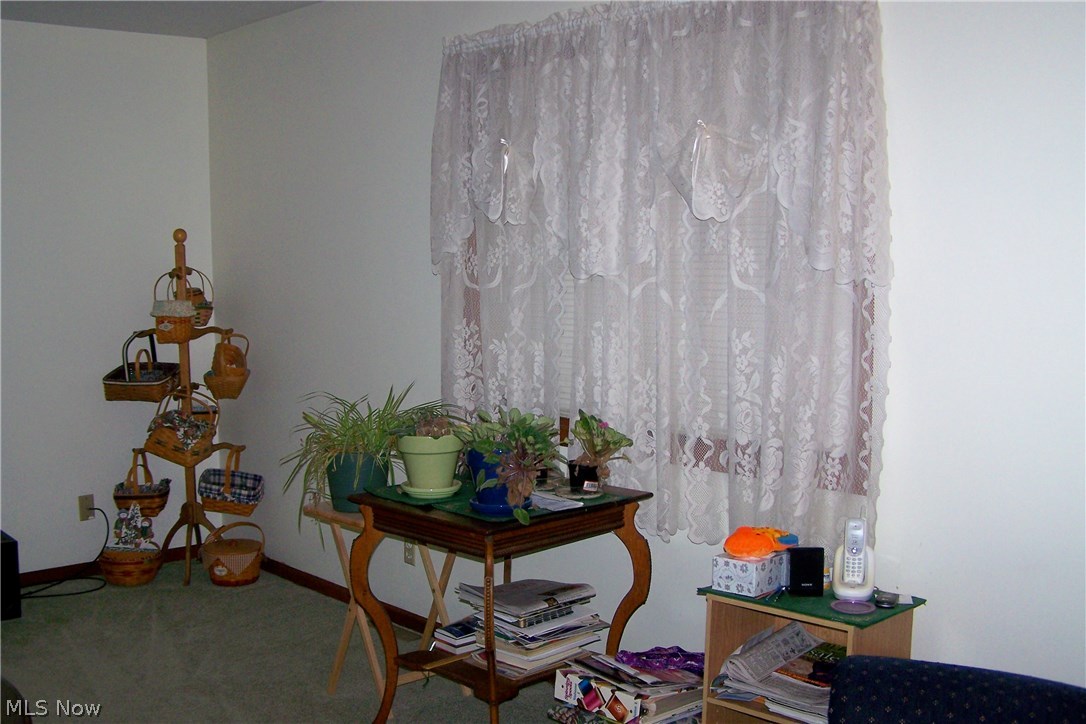 5571 East State Road Newcomerstown, OH 43832 - Photo 2 of 10 Gallery Image 2