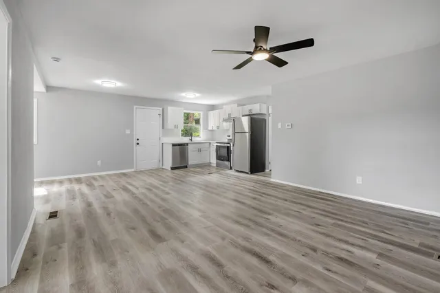 $189,900 | 2124 Berkshire Drive, Tallahassee, FL 32304