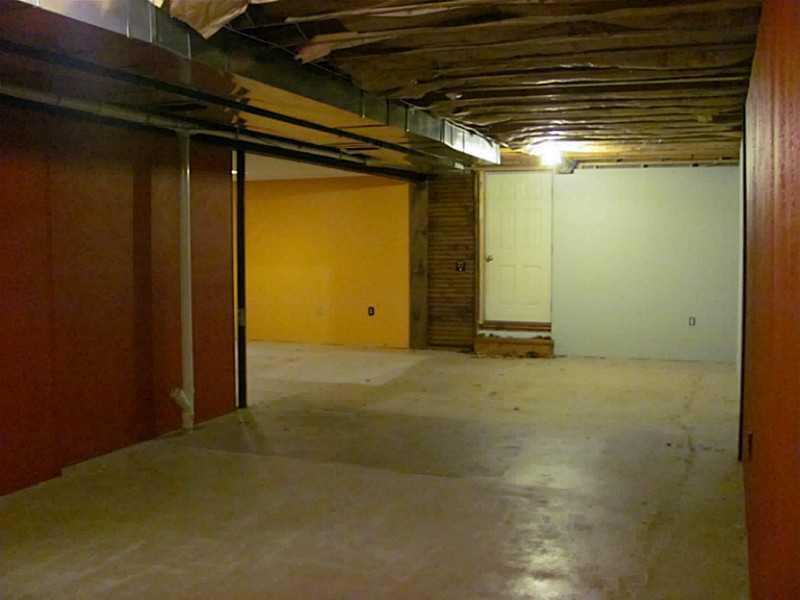 132 Maple Grove Road Butler, PA 16001 - Photo 16 of 22 Basement/Game Room.