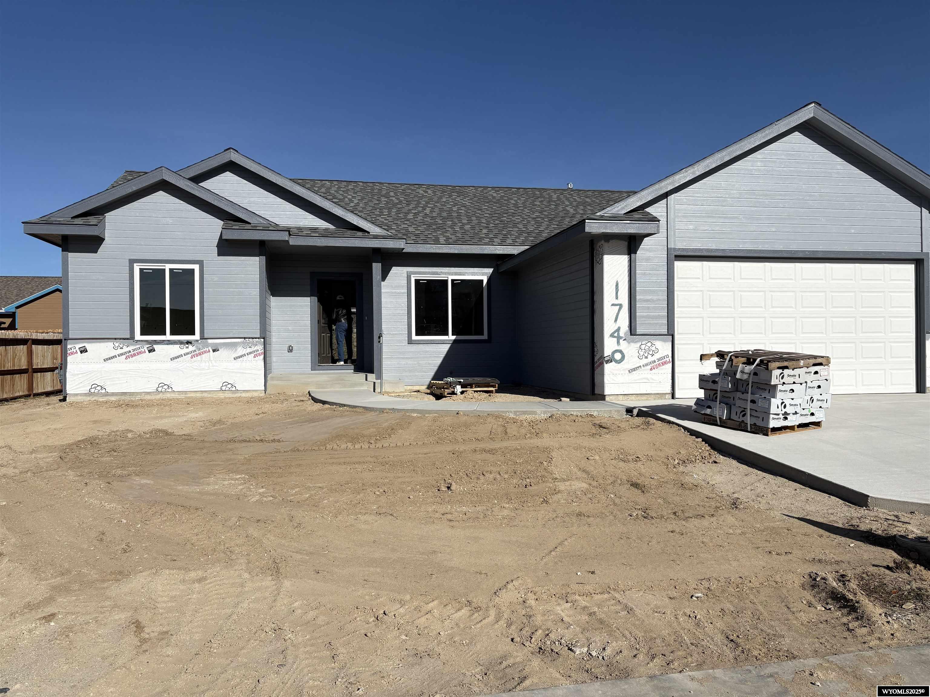 1740 Inca Trail Bar Nunn, WY 82601 - Photo 2 of 31