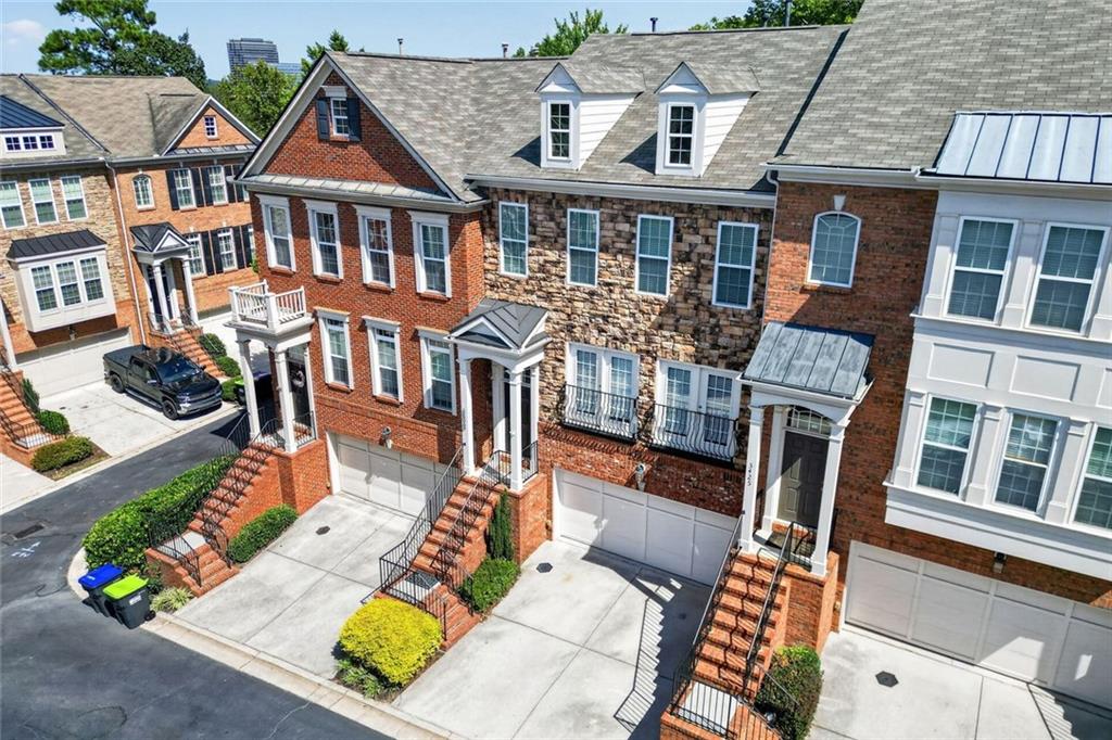 3423 Triview Square Atlanta, GA 30339 - Photo 3 of 44 Gallery Image 3