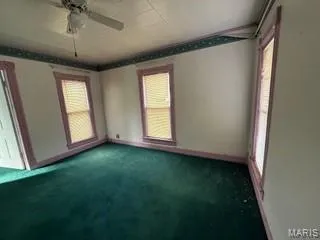 $16,000 | 327 East Madison Street, Girard, IL 62640