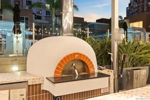 $1,199,999 | 840 Island Avenue, Unit TH108, San Diego, CA 92101