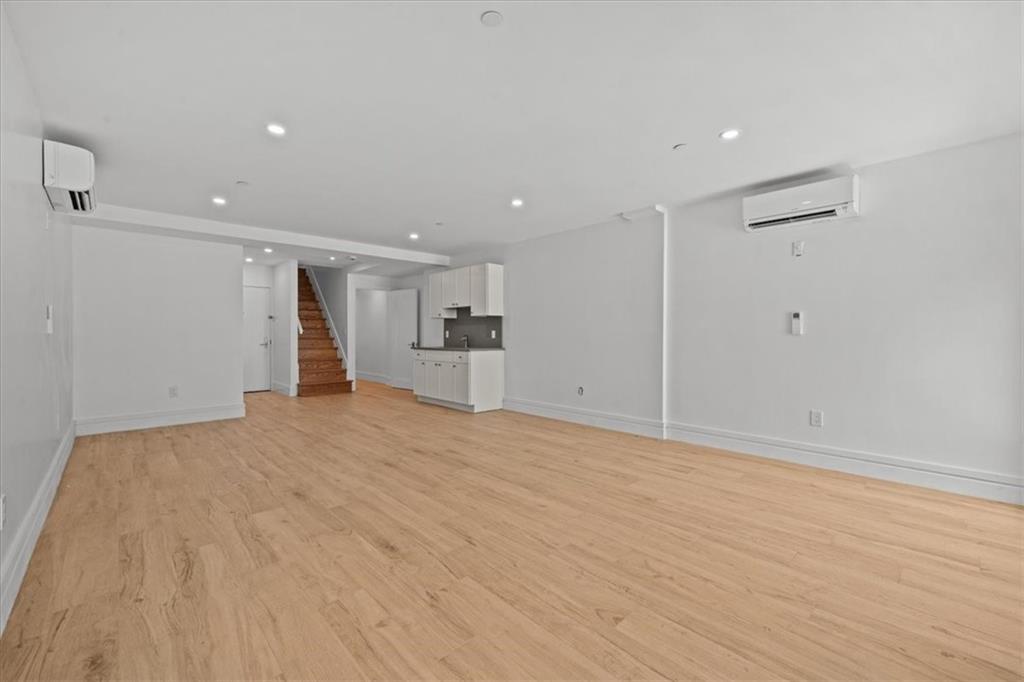 147 Luquer Street, Unit 1 Brooklyn, NY 11231 - Photo 20 of 26 Lower level