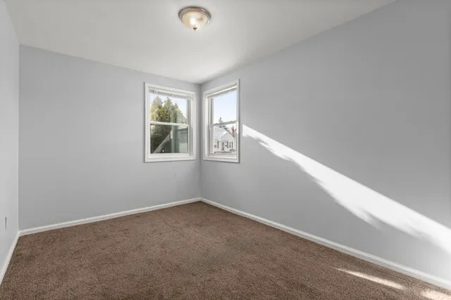 $1,595 | 24126 Dartmouth Street, Dearborn, MI 48124