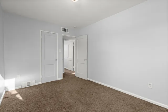 $1,595 | 24126 Dartmouth Street, Dearborn, MI 48124