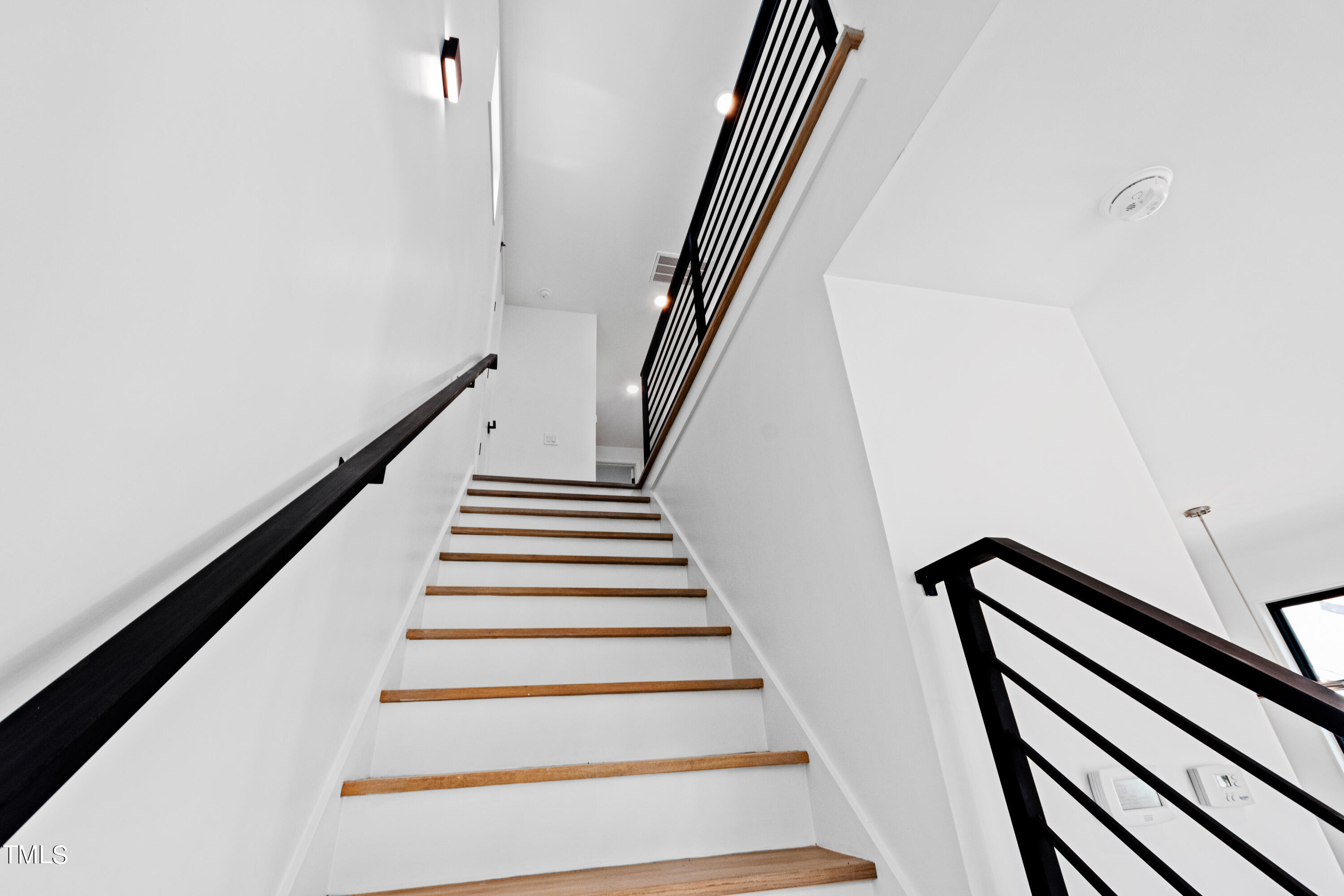 716 Brighton Road, Unit 101 Raleigh, NC 27610 - Photo 31 of 67 Stairs