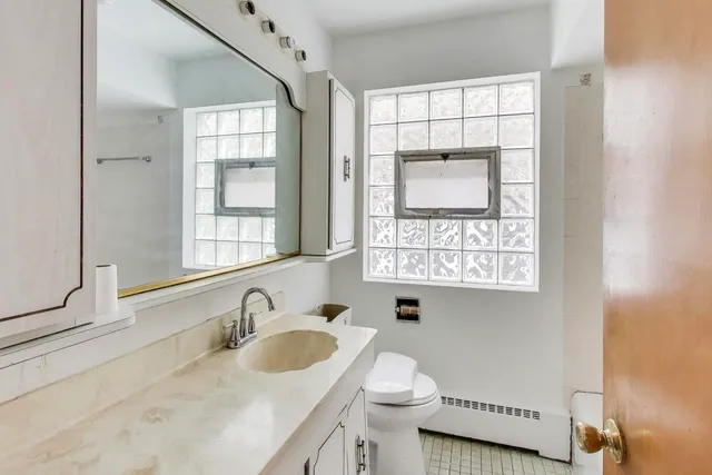 $425,000 | 1833 Oak Park Avenue, Berwyn, IL 60402