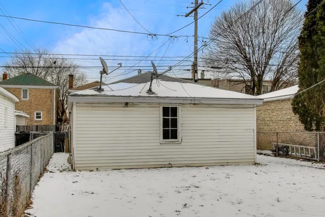 $425,000 | 1833 Oak Park Avenue, Berwyn, IL 60402