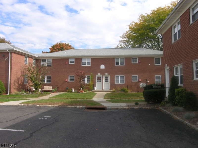 1163 Valley Road, Unit B Wayne, NJ 07470 - Photo 21 of 25