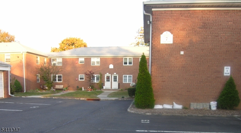 1163 Valley Road, Unit B Wayne, NJ 07470 - Photo 22 of 25