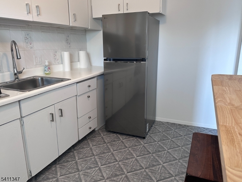 1163 Valley Road, Unit B Wayne, NJ 07470 - Photo 5 of 25