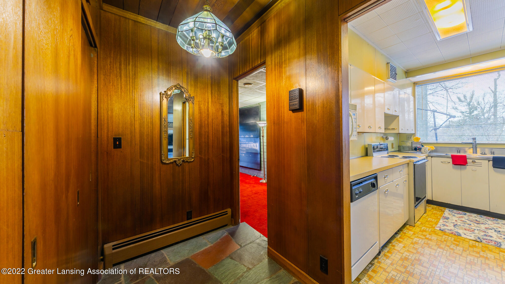 2233 Cumberland Road Lansing, MI 48906 - Photo 13 of 33 2233Cumberland13