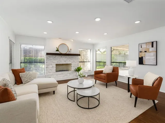 $447,500 | 4045 Morman Lane, Addison, TX 75001