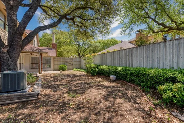 $447,500 | 4045 Morman Lane, Addison, TX 75001