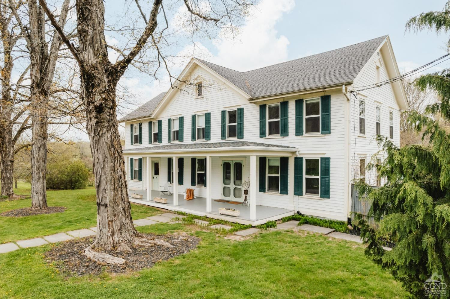 110 Stickle Road Hudson, NY 12534 - Photo 39 of 58 a front view of a house with yard and green space