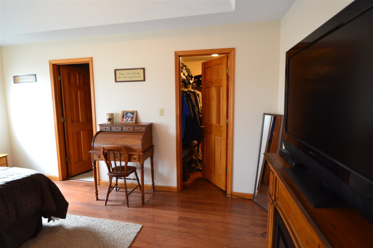 409 West Liberty Street Butler, IN 46721 - Photo 20 of 25