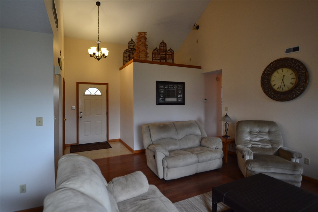 409 West Liberty Street Butler, IN 46721 - Photo 9 of 25