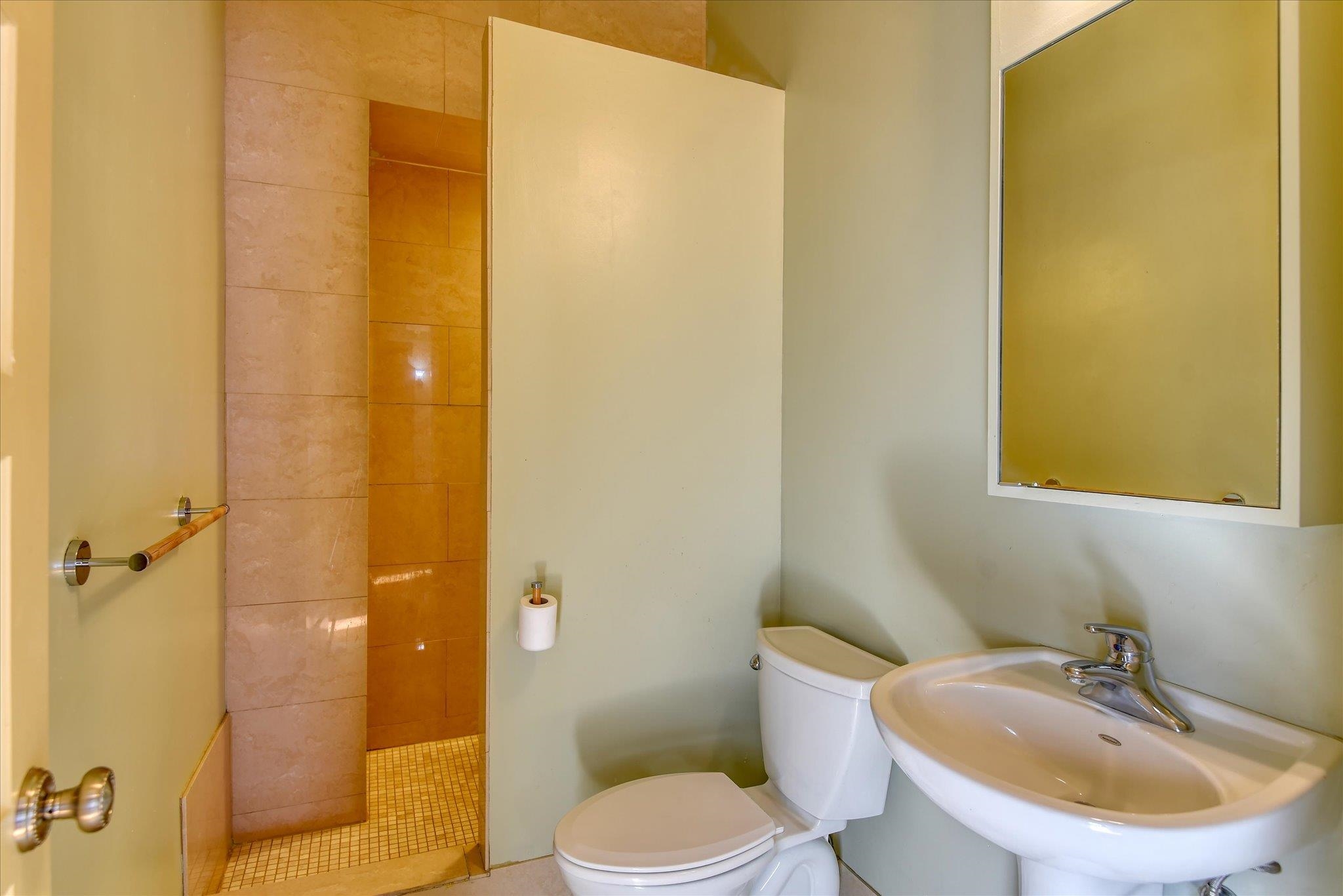 2425 West Pacific Avenue, Unit 1 Spokane, WA 99201 - Photo 36 of 42
