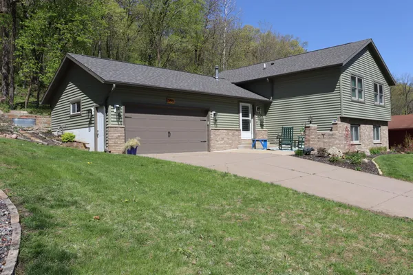 $495,000 | 398 Pleasant Hill Drive, Winona, MN 55987