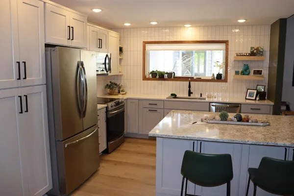 $495,000 | 398 Pleasant Hill Drive, Winona, MN 55987