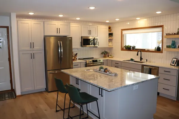 $495,000 | 398 Pleasant Hill Drive, Winona, MN 55987