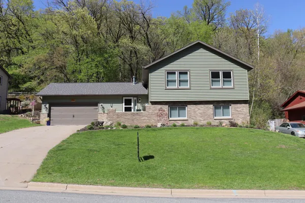 $495,000 | 398 Pleasant Hill Drive, Winona, MN 55987