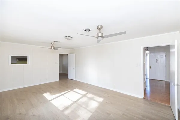 $2,400 | 361 Williamson Place, Corpus Christi, TX 78411