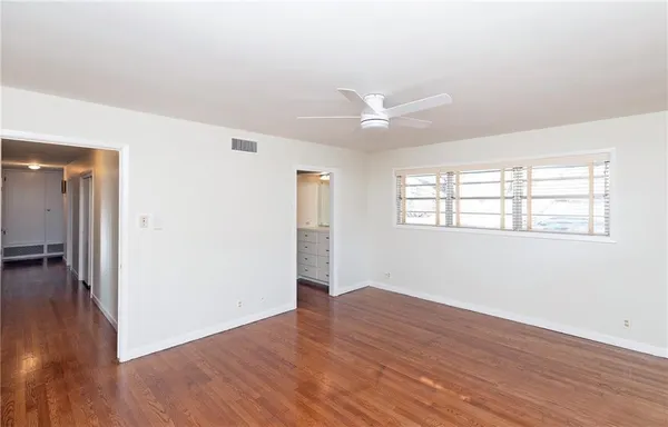 $2,400 | 361 Williamson Place, Corpus Christi, TX 78411