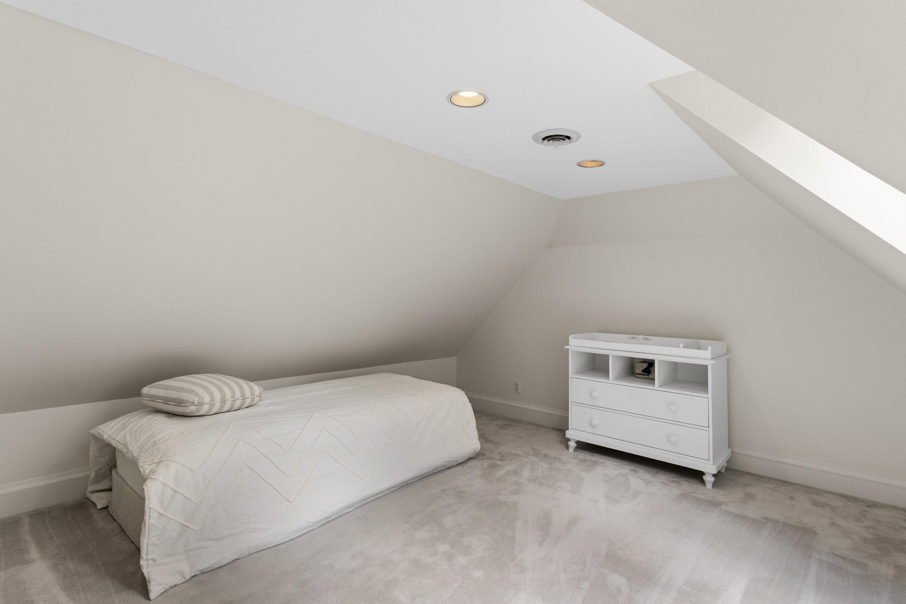3 Oak Lane Stratham, NH 03885 - Photo 52 of 58